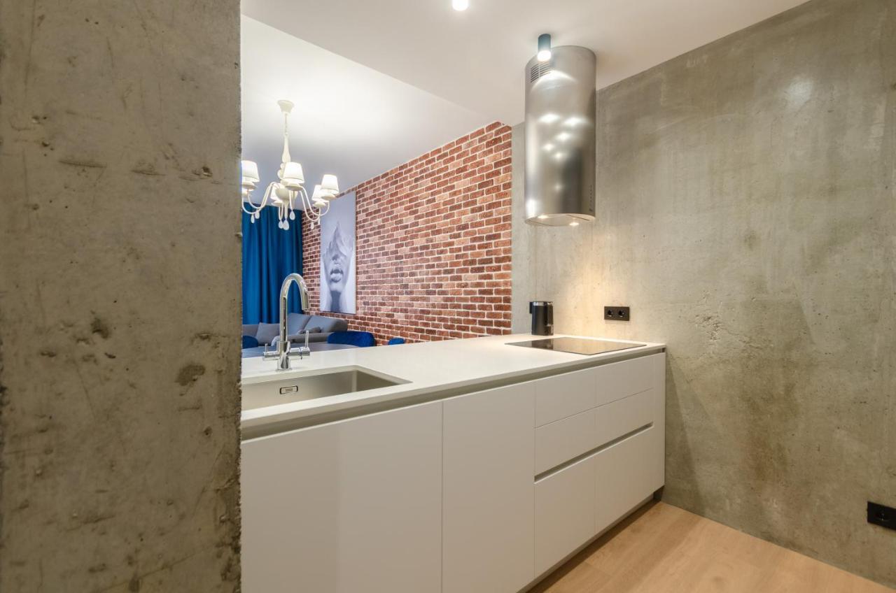 Petrovdom 12-95 Loft Apartments At Rc Kvartet, 16Г Vasyl Lypkivskyi Street Kiev Esterno foto