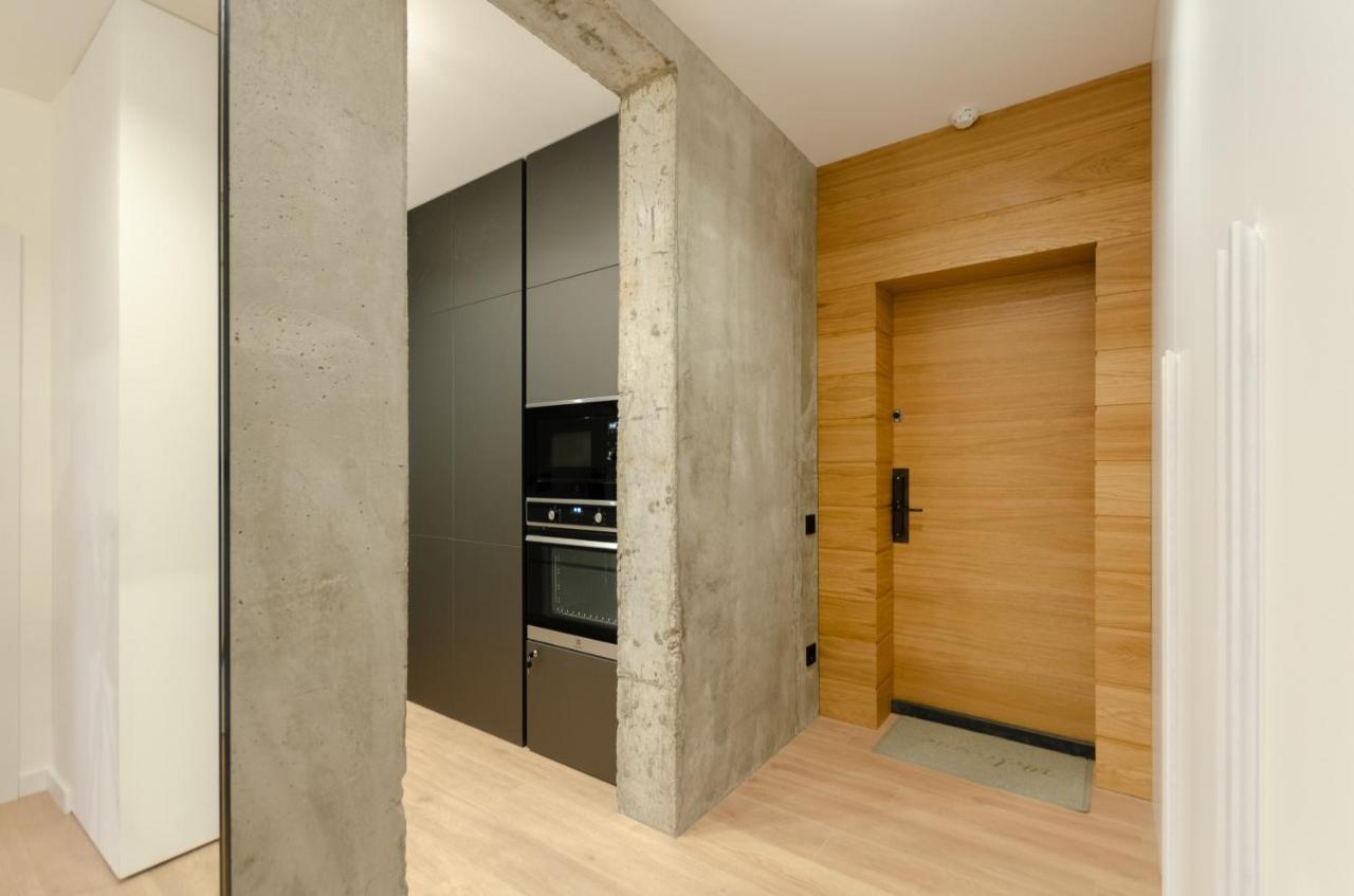 Petrovdom 12-95 Loft Apartments At Rc Kvartet, 16Г Vasyl Lypkivskyi Street Kiev Esterno foto