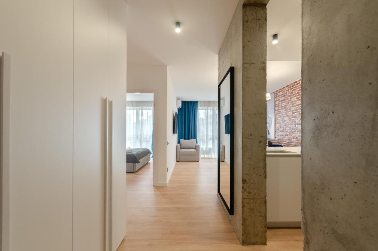 Petrovdom 12-95 Loft Apartments At Rc Kvartet, 16Г Vasyl Lypkivskyi Street Kiev Esterno foto