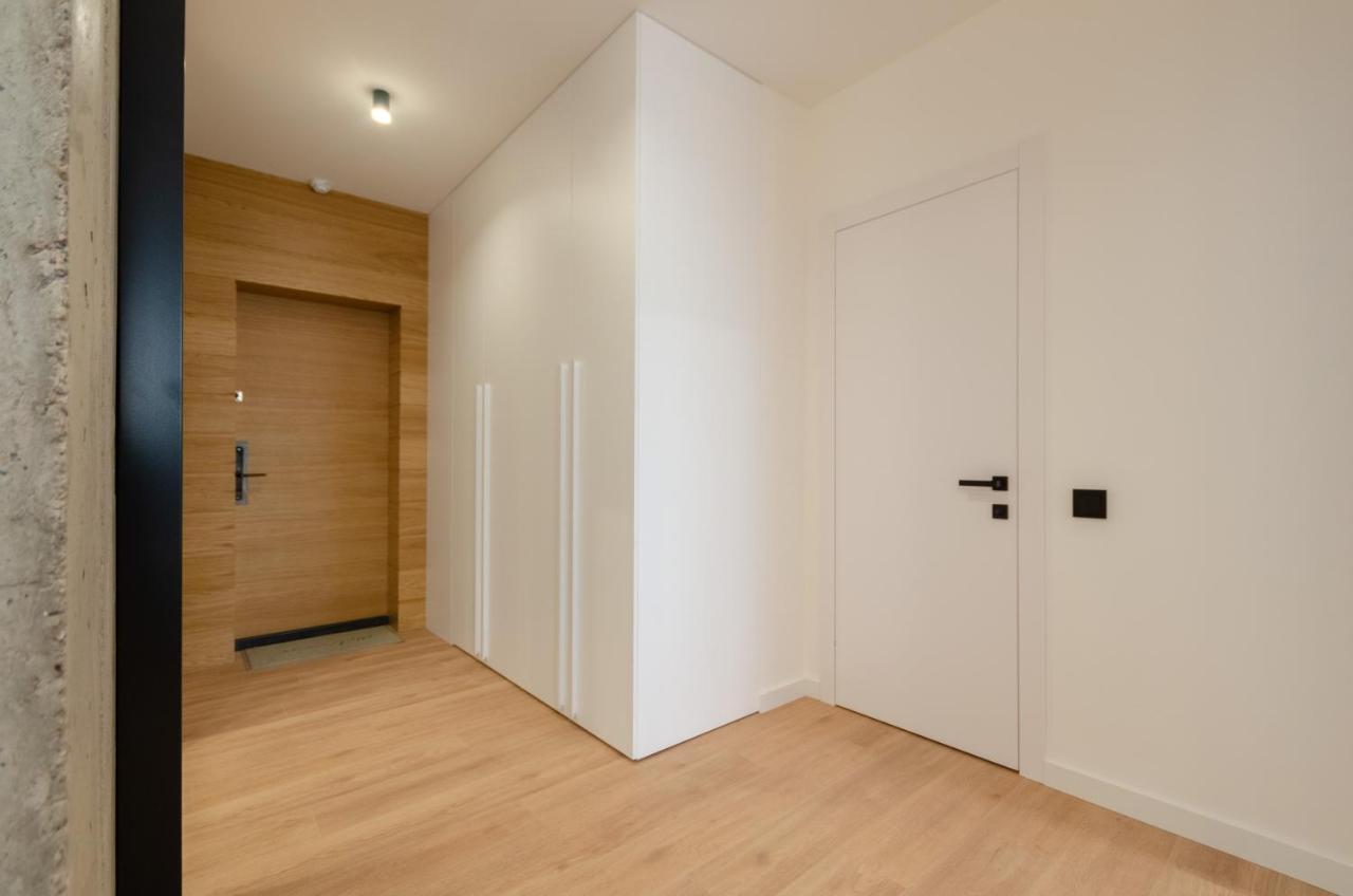 Petrovdom 12-95 Loft Apartments At Rc Kvartet, 16Г Vasyl Lypkivskyi Street Kiev Esterno foto