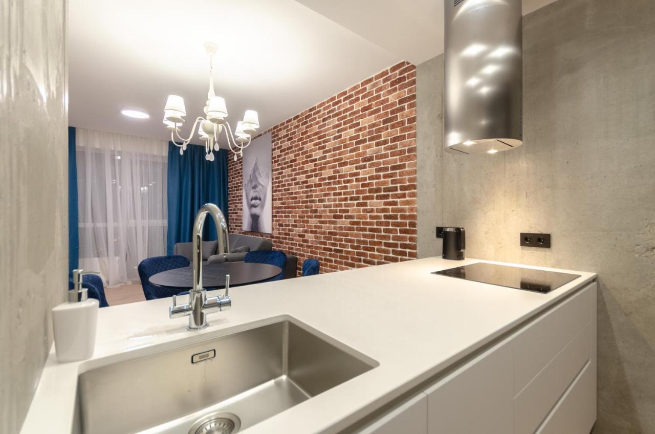 Petrovdom 12-95 Loft Apartments At Rc Kvartet, 16Г Vasyl Lypkivskyi Street Kiev Esterno foto