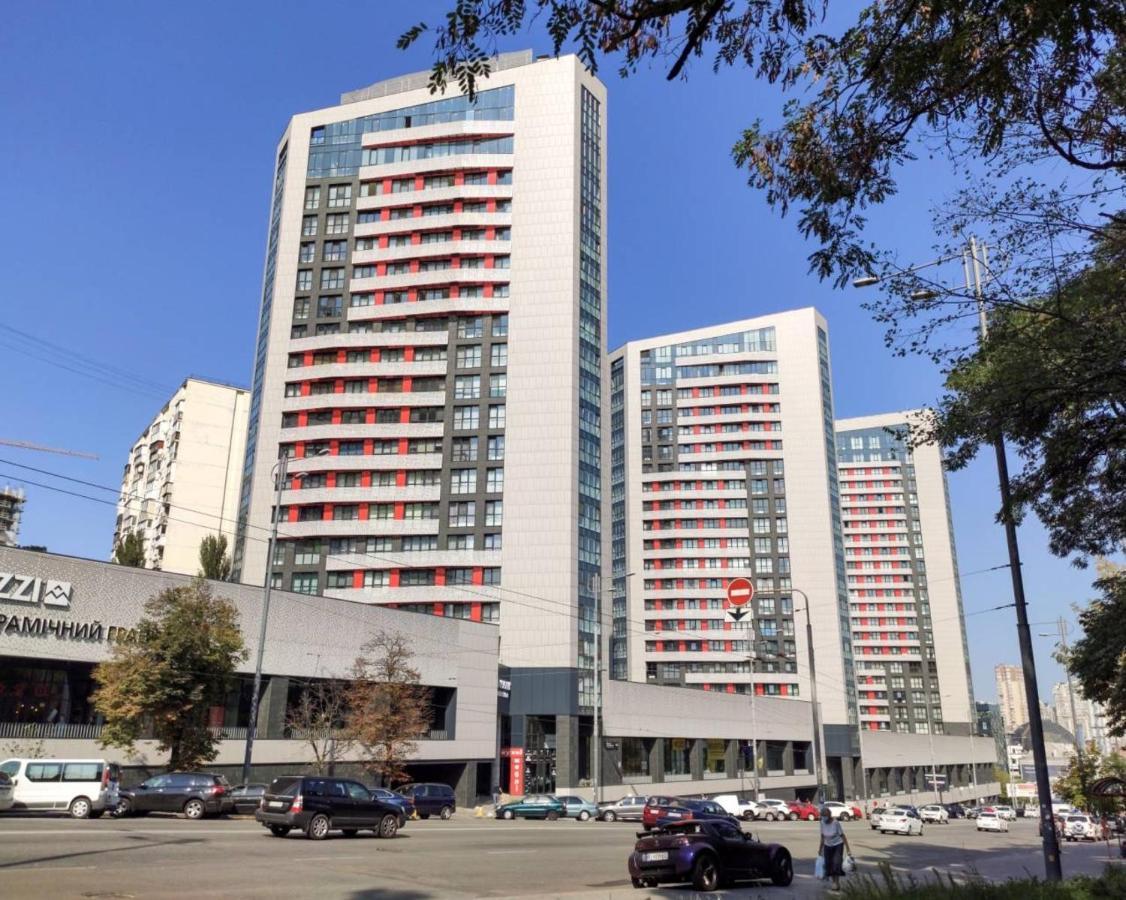 Petrovdom 12-95 Loft Apartments At Rc Kvartet, 16Г Vasyl Lypkivskyi Street Kiev Esterno foto