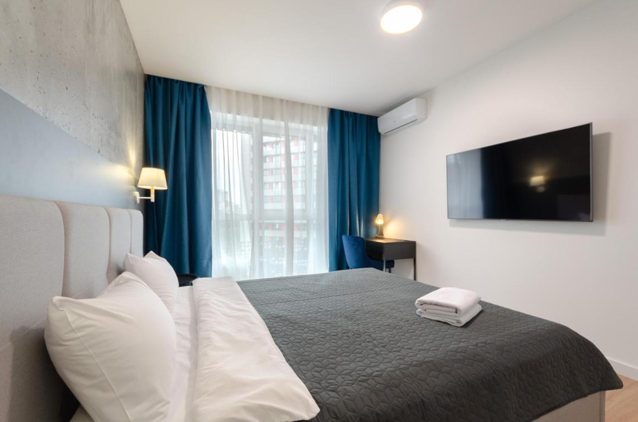 Petrovdom 12-95 Loft Apartments At Rc Kvartet, 16Г Vasyl Lypkivskyi Street Kiev Esterno foto