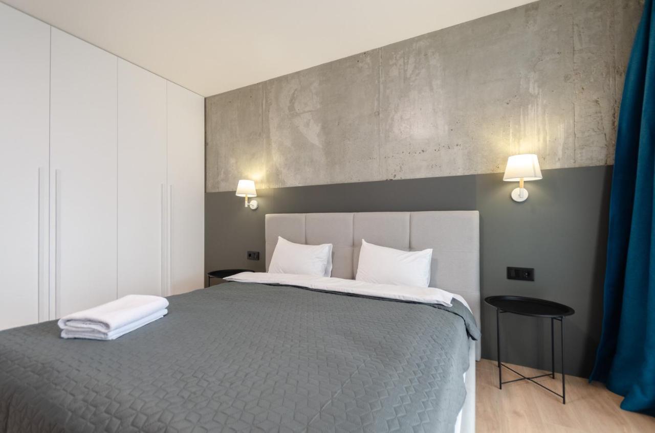 Petrovdom 12-95 Loft Apartments At Rc Kvartet, 16Г Vasyl Lypkivskyi Street Kiev Esterno foto