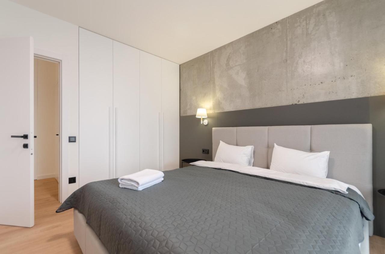 Petrovdom 12-95 Loft Apartments At Rc Kvartet, 16Г Vasyl Lypkivskyi Street Kiev Esterno foto